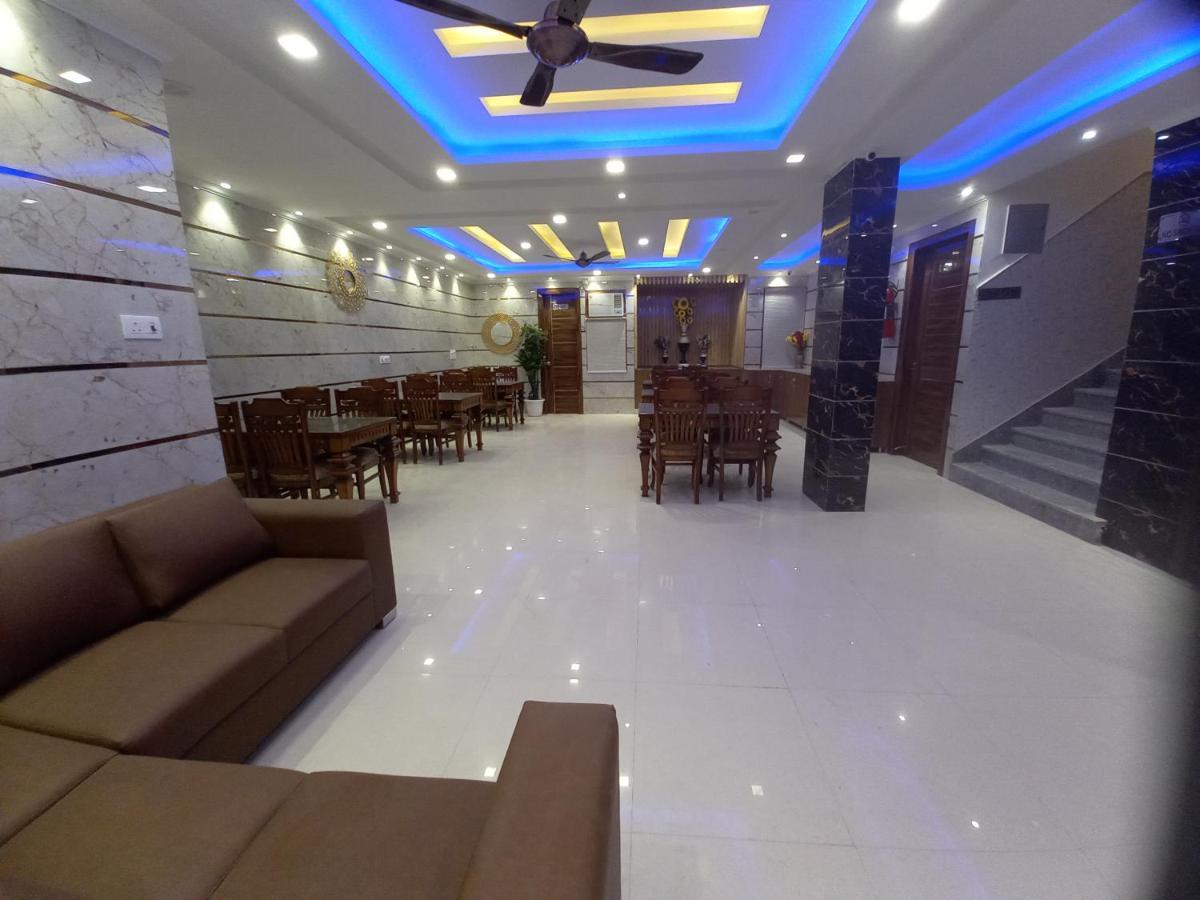 Hotel Festival Mahipalpur Delhi Airport - Near Delhi Aerocity Nueva Delhi Exterior foto